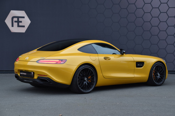 Mercedes-Benz AMG GTS S 4.0 V8 | KERAMISCHE REMMEN | PANORAMADAK | AMG RIDE CONTROL | AMG PERFORMANCE SEATS | BURMESTER SURROUND | SFEERVERLICHTING |