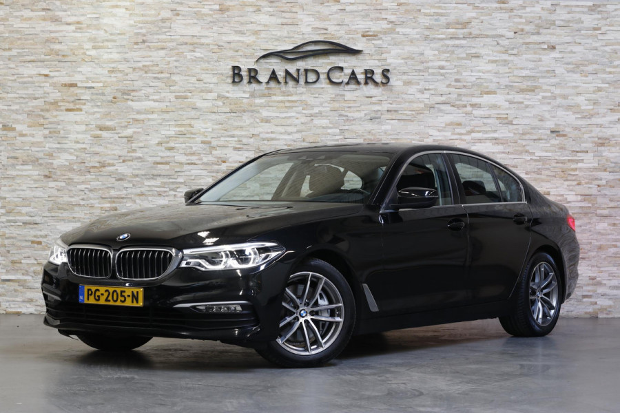 BMW 5 Serie 540i High Executive DEALER OH | NL AUTO | NAP | HUD | NAVI |