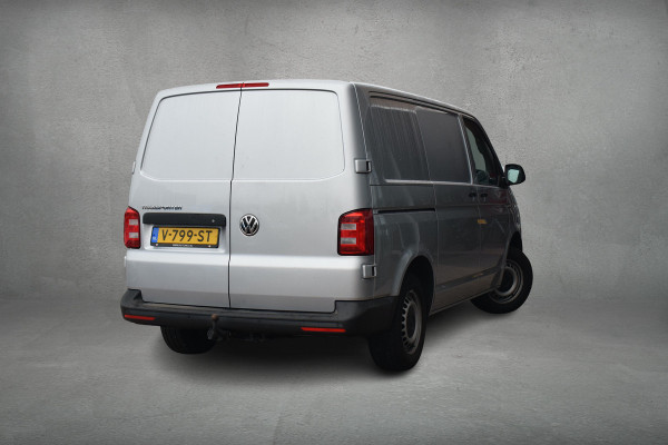 Volkswagen Transporter 2.0 TDI L1H1 150pk Highline | Nette Bus! | Trekhaak | CarPlay | Cruise