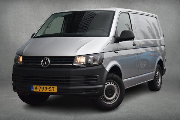 Volkswagen Transporter 2.0 TDI L1H1 150pk Highline | Nette Bus! | Trekhaak | CarPlay | Cruise