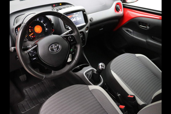 Toyota Aygo 73pk VVT-i x-play limited Airco | Camera | Carplay | Cruisecontrol | 5-Deurs