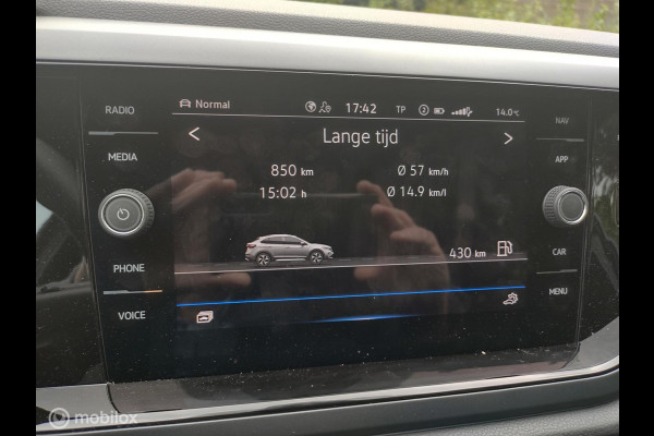 Volkswagen Taigo 1.5 TSI R-Line 150 pk IQ MATRIX LED CARPLAY NAVI 18''LMV CAMERA STOELVERW.