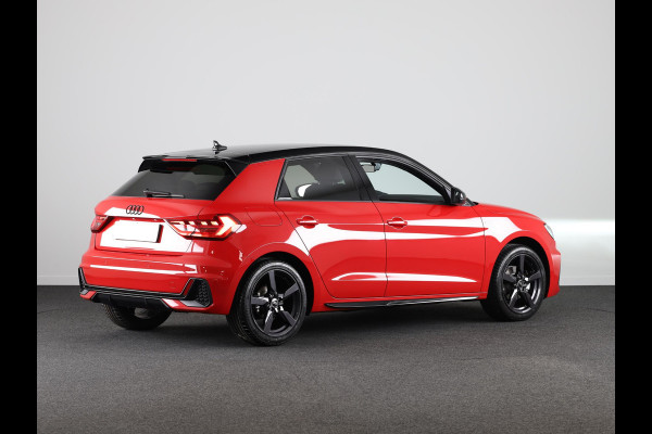 Audi A1 Sportback 35 TFSI S edition Optiekpakket zwart plus, parkeerhulp plus, automatische 2 zone airco