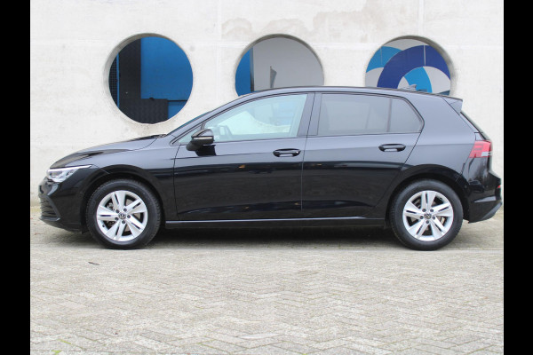 Volkswagen Golf 1.5 TSI Life | NAVIGATIE | PARKEERHULP |