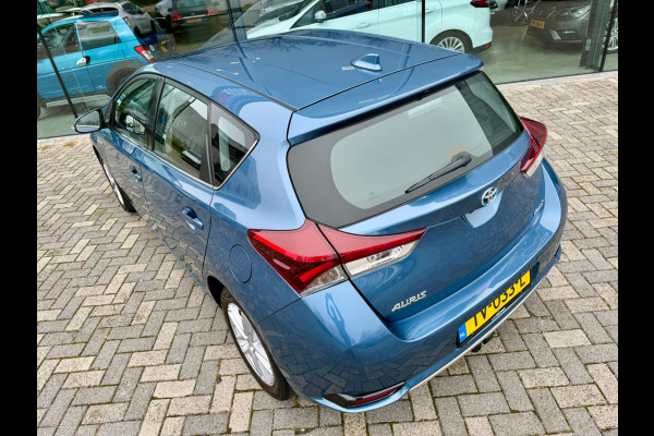 Toyota Auris 1.8 Hybrid automaat Active, Trekhaak, Camera, Bluetooth