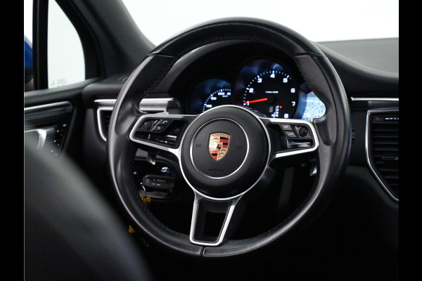 Porsche Macan 2.0 T Sport Design 255pk (bose,sport chrono,sportuitlaat,panodak,360,full)