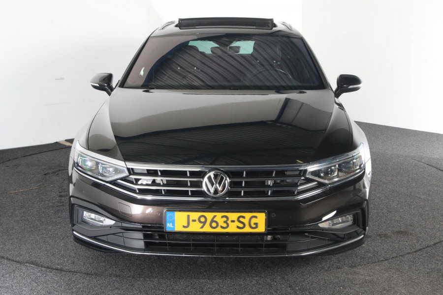 Volkswagen Passat Variant 1.5 TSI Elegance Business R