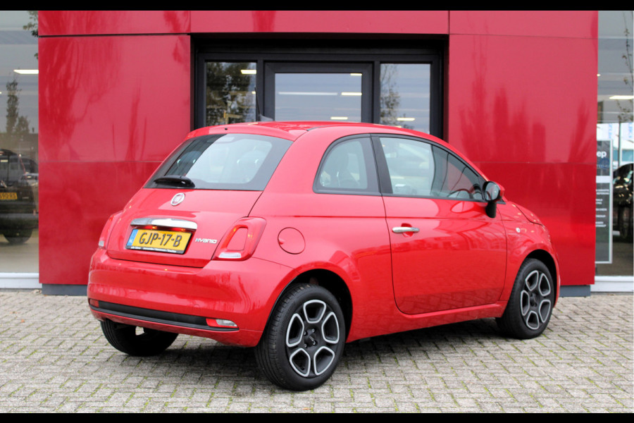 Fiat 500 1.0 Hybrid Club | 7" Scherm Apple/Android Carplay | Auto niet altijd aanwezig