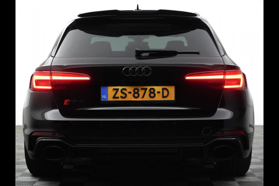 Audi RS4 Avant 2.9 TFSI 450pk Quattro (ceramic,B&O,carbon,massage,matrix,panodak)