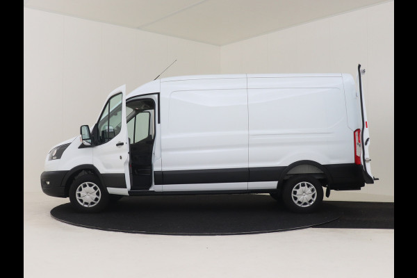 Ford Transit 350L 170 PK RWD L3H2 Trend AUTOMAAT AIRCO CRUISE CONTROL CAMERA TREKHAAK 3500 KG TREKGEWICHT