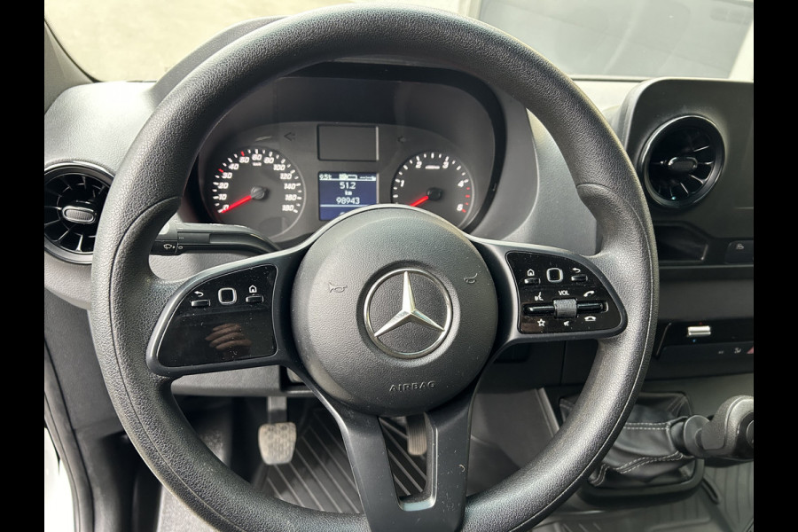 Mercedes-Benz Sprinter 516 CDI Bakwagen / 1000KG Laadklep / MBUX / Camera / Airco / Carplay navigatie