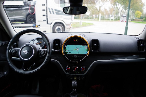 MINI Countryman 2.0 Cooper S E ALL4 220 PK Chili, LED, Leder, Camera, Carplay, Stoelverwarming