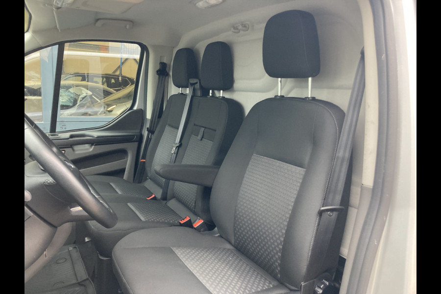 Ford Transit Custom 2.0 TDCi 130pk Automaat Trend L1H1 300 2XSCHUIFDEUR/AIRCO/CRUISE/PDC/VERW.VOORRUIT/SORTIMO