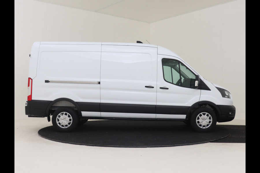 Ford Transit 350L 170 PK RWD L3H2 Trend AUTOMAAT AIRCO CRUISE CONTROL CAMERA TREKHAAK 3500 KG TREKGEWICHT