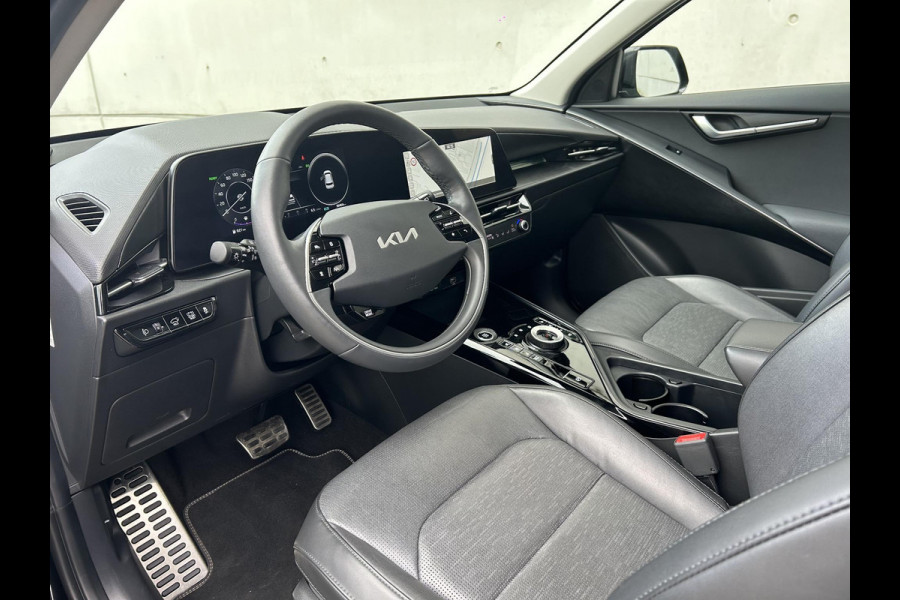 Kia Niro 1.6 GDi Hybrid ExecutiveLine Automaat | Schuif-/Kanteldak | Leder | Harman/Kardon | 18” Velgen | Stoelverkoeling | Camera | Navi | Stuur-/Stoelverwarming | Clima | Key-Less | Apple CarPlay/Android Auto | PDC | Cruise | LED |