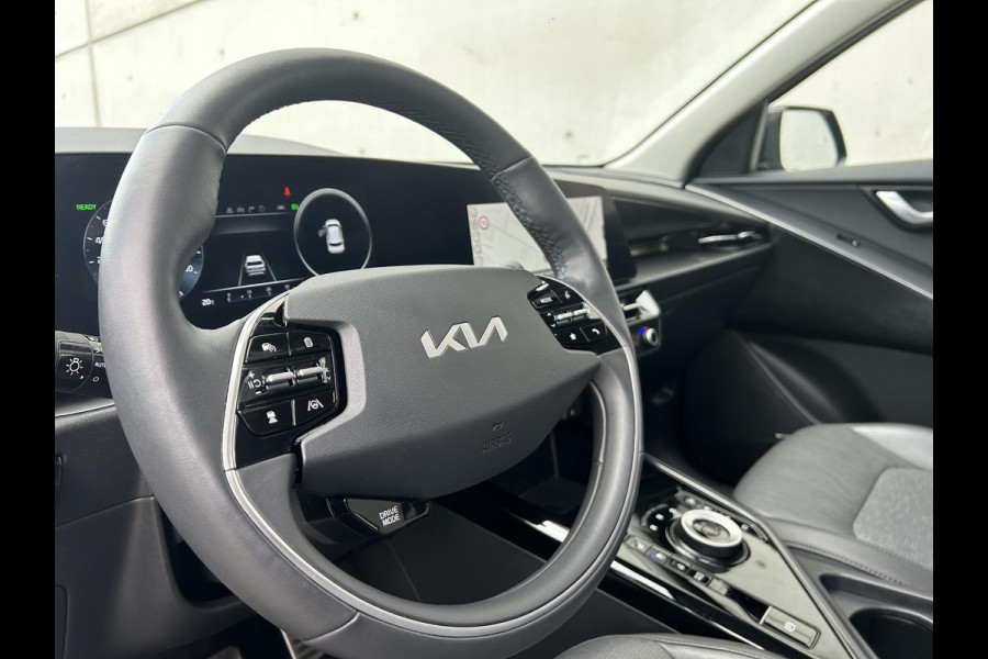 Kia Niro 1.6 GDi Hybrid ExecutiveLine Automaat | Schuif-/Kanteldak | Leder | Harman/Kardon | 18” Velgen | Stoelverkoeling | Camera | Navi | Stuur-/Stoelverwarming | Clima | Key-Less | Apple CarPlay/Android Auto | PDC | Cruise | LED |