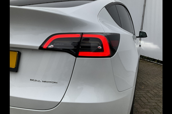 Tesla Model Y Long Range AWD 75 kWh Autopilot Stoelverw voor/achter BTW auto Dual Motor