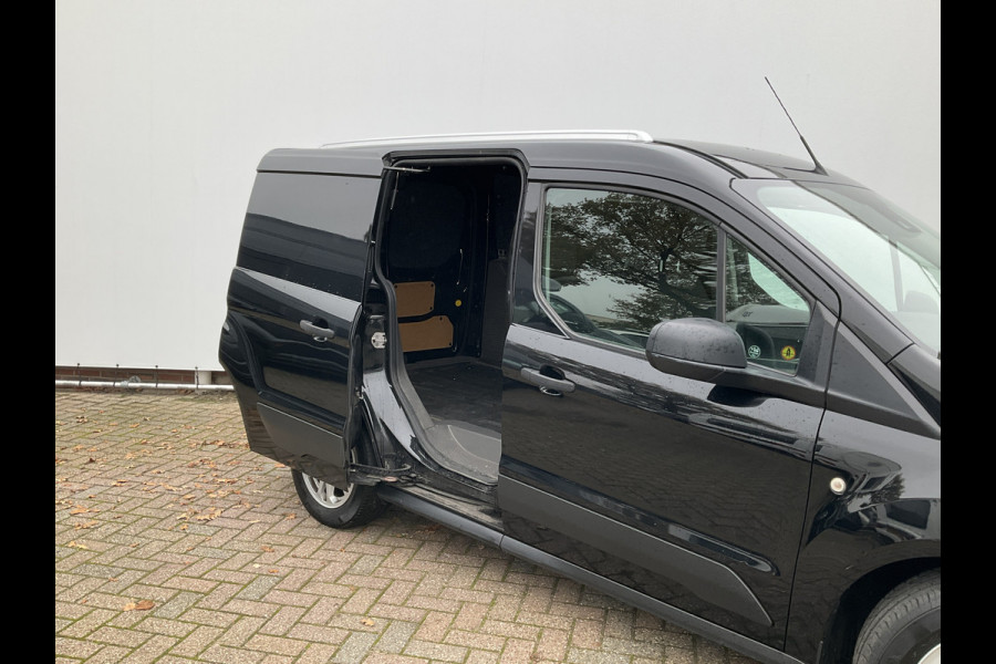 Ford Transit Connect 1.5 Automaat L1 3-Pers Navi Camera Trekhaak Bearlock Trend