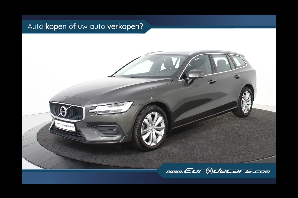 Volvo V60 2.0 D3 Momentum *1e eigenaar*Navigatie*Stoelverwarming*Trekhaak*Carplay