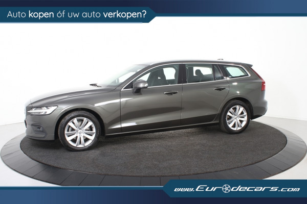 Volvo V60 2.0 D3 Momentum *1e eigenaar*Navigatie*Stoelverwarming*Trekhaak*Carplay