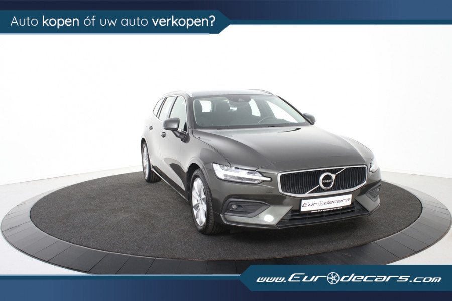 Volvo V60 2.0 D3 Momentum *1e eigenaar*Navigatie*Stoelverwarming*Trekhaak*Carplay