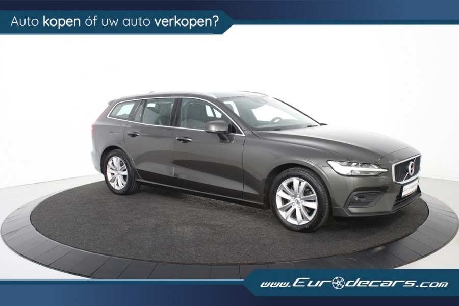 Volvo V60 2.0 D3 Momentum *1e eigenaar*Navigatie*Stoelverwarming*Trekhaak*Carplay