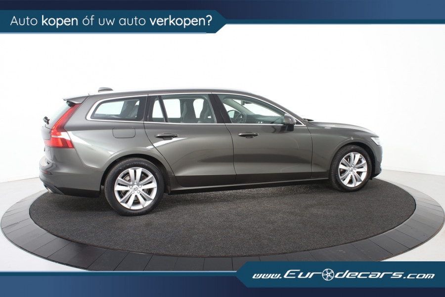 Volvo V60 2.0 D3 Momentum *1e eigenaar*Navigatie*Stoelverwarming*Trekhaak*Carplay