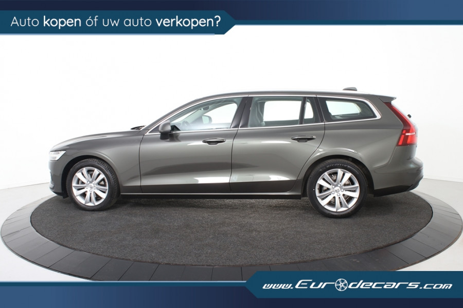 Volvo V60 2.0 D3 Momentum *1e eigenaar*Navigatie*Stoelverwarming*Trekhaak*Carplay