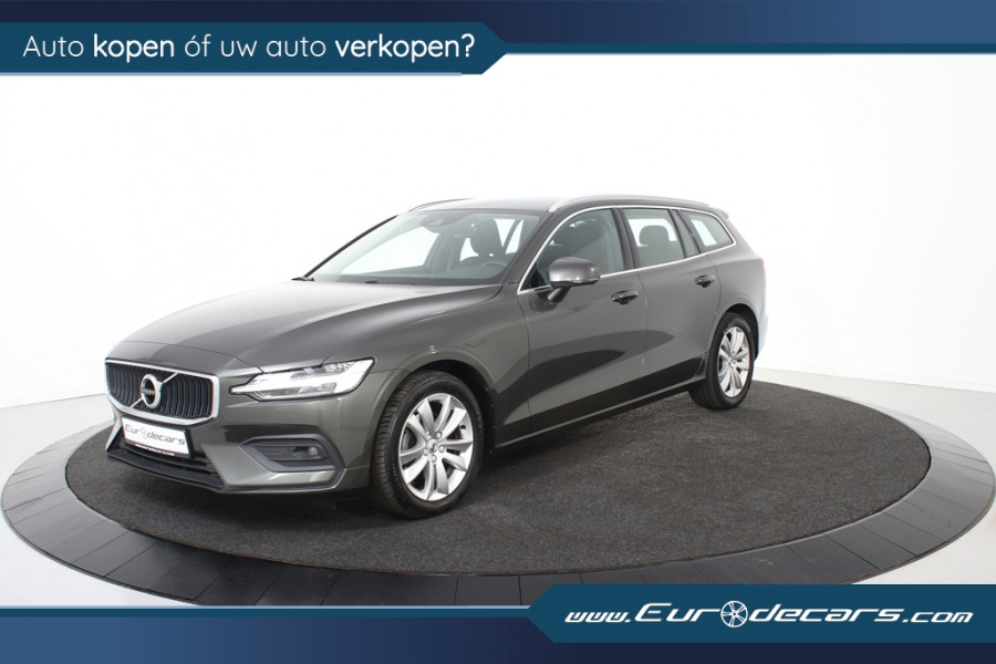 Volvo V60 2.0 D3 Momentum *1e eigenaar*Navigatie*Stoelverwarming*Trekhaak*Carplay