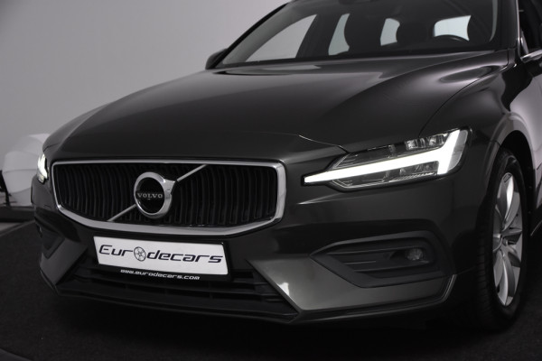 Volvo V60 2.0 D3 Momentum *1e eigenaar*Navigatie*Stoelverwarming*Trekhaak*Carplay