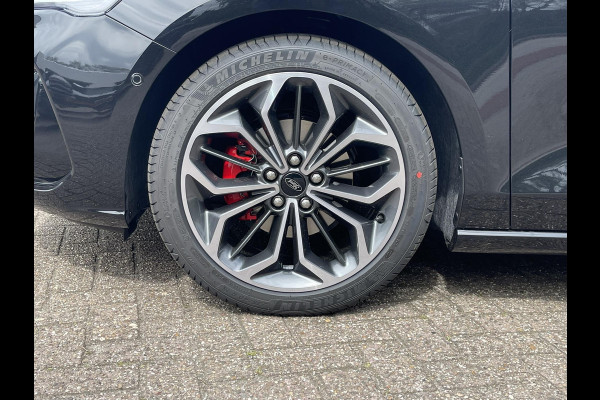 Ford Focus 1.0 EcoBoost Hybrid ST Line X 155pk Automaat Ford Voorraad | Adaptieve Cruise | Panoramda dak | 18 inch velgen | Winterpack | incl 1.500,- voordeel !