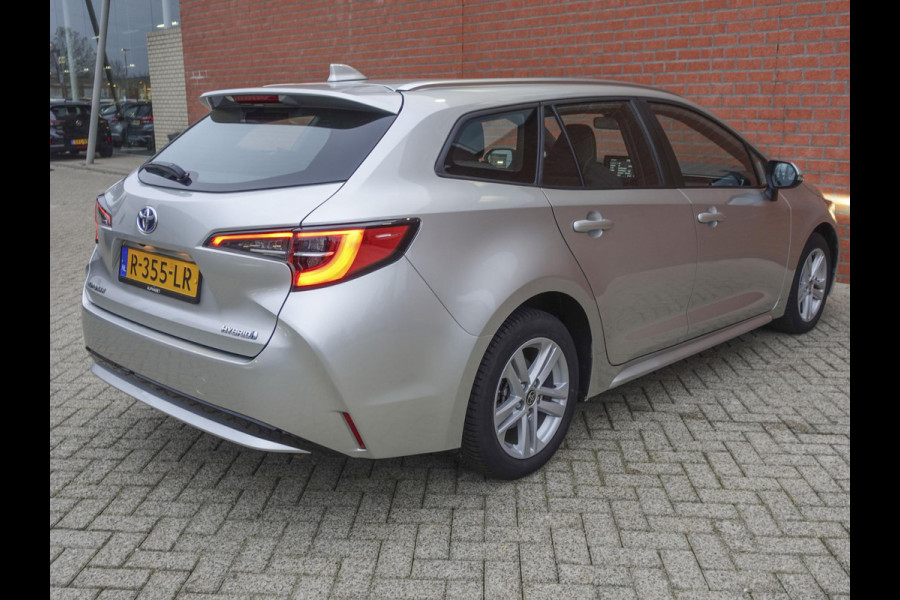 Toyota Corolla Touring Sports 1.8 Hybrid Active Automaat | Navigatie | Android Auto /Apple Carplay | Airco | Cruise Control | Camera | Keyless