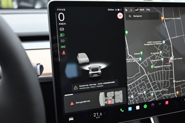 Tesla Model 3 Standard RWD Plus 60 kWh Autopilot Trekhaak DAB Auto Airco