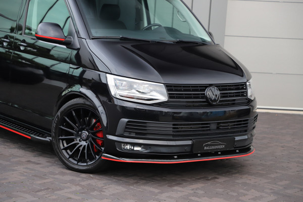 Volkswagen Transporter 2.0 TDI L2H1 DC Highline DSG 204PK | Leder | Schuifdak | ACC | 2xSchuifdeur | Camera | 2019.