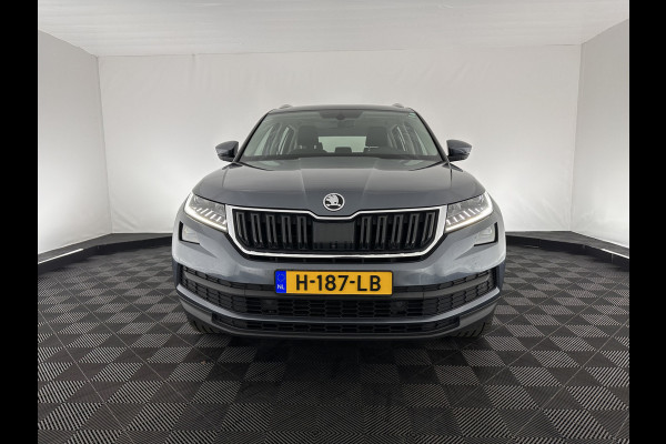 Škoda Kodiaq 1.5 TSI Business Edition Plus Aut. * NAVI-FULLMAP | LEATHER-MICROFIBRE | CANTON-AUDIO | SURROUND-VIEW | ADAPT.CRUISE | PARKPILOT | FULL-LED | KEYLESS | MEMORY-PACK | PDC | SHIFT-PADDLES | TOWBAR | SPORTSEATS | 18'' ALU*