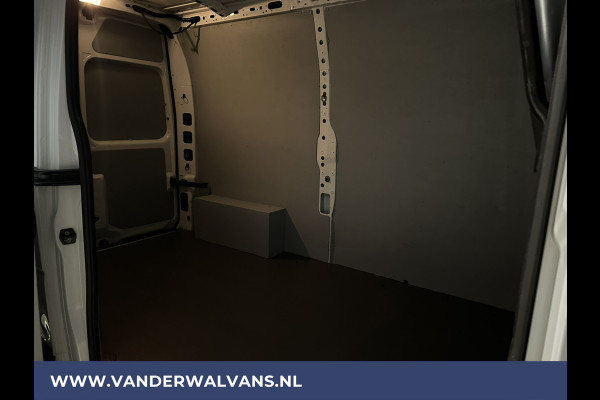 Renault Master 2.3 dCi 136pk L2H2 Fabrieksgarantie Euro6 Airco | Camera | Navigatie | 2500kg Trekhaak LED, Cruisecontrol, Parkeersensoren, Bijrijdersbank