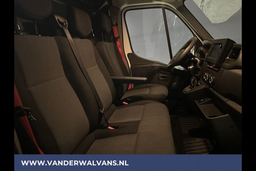 Renault Master 2.3 dCi 136pk L2H2 Fabrieksgarantie Euro6 Airco | Camera | Navigatie | 2500kg Trekhaak LED, Cruisecontrol, Parkeersensoren, Bijrijdersbank