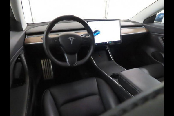 Tesla Model 3 Long Range AWD 75 kWh 346 pk | Leder | Panorama dak | Camera | PDC VA | Navigatie | Stoelverwarming |LED 18"LM Velgen