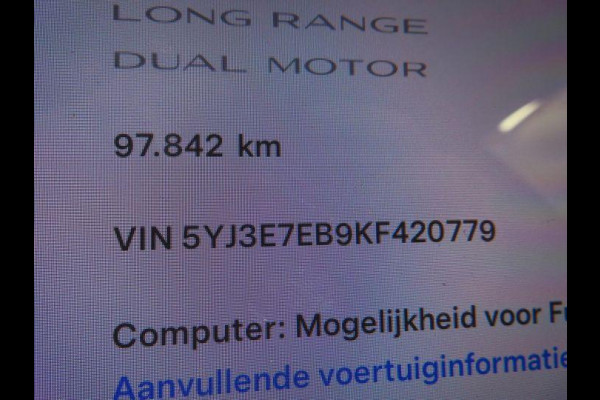 Tesla Model 3 Long Range AWD 75 kWh 346 pk | Leder | Panorama dak | Camera | PDC VA | Navigatie | Stoelverwarming |LED 18"LM Velgen