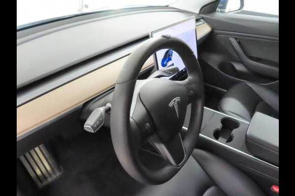 Tesla Model 3 Long Range AWD 75 kWh 346 pk | Leder | Panorama dak | Camera | PDC VA | Navigatie | Stoelverwarming |LED 18"LM Velgen