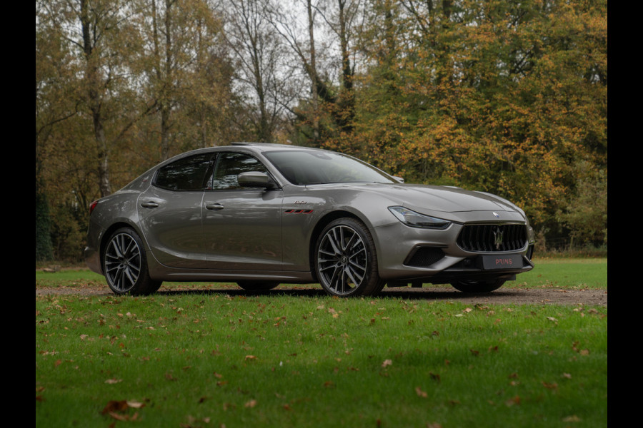 Maserati Ghibli Trofeo V8 580pk | Pano-dak | Veel carbon! | Stoelventilatie | Bowers & Wilkins | 360 cam