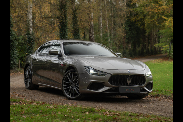 Maserati Ghibli Trofeo V8 580pk | Pano-dak | Veel carbon! | Stoelventilatie | Bowers & Wilkins | 360 cam