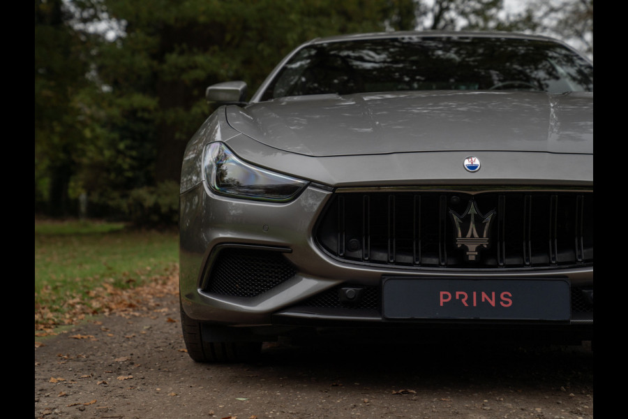 Maserati Ghibli Trofeo V8 580pk | Pano-dak | Veel carbon! | Stoelventilatie | Bowers & Wilkins | 360 cam