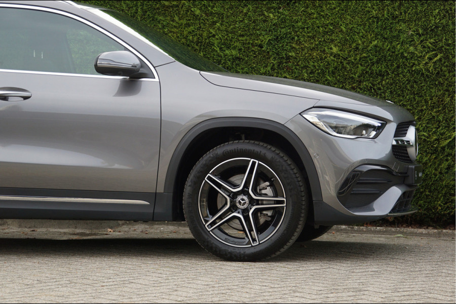 Mercedes-Benz GLA GLA 250 e AMG Line | Afn Trekhaak Distronic Multibeam 360 Camera Keyless-Go