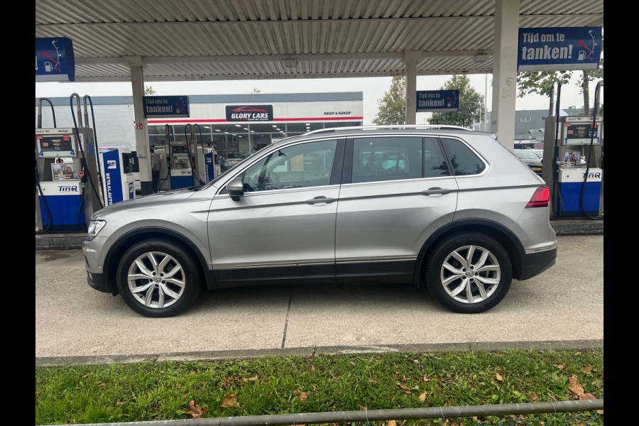 Volkswagen Tiguan 1.4 TSI ACT Highline DSG AUTOMAAT-PANO-CAMERA