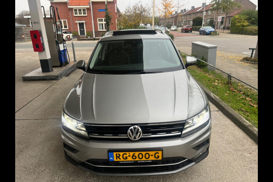 Volkswagen Tiguan 1.4 TSI ACT Highline DSG AUTOMAAT-PANO-CAMERA