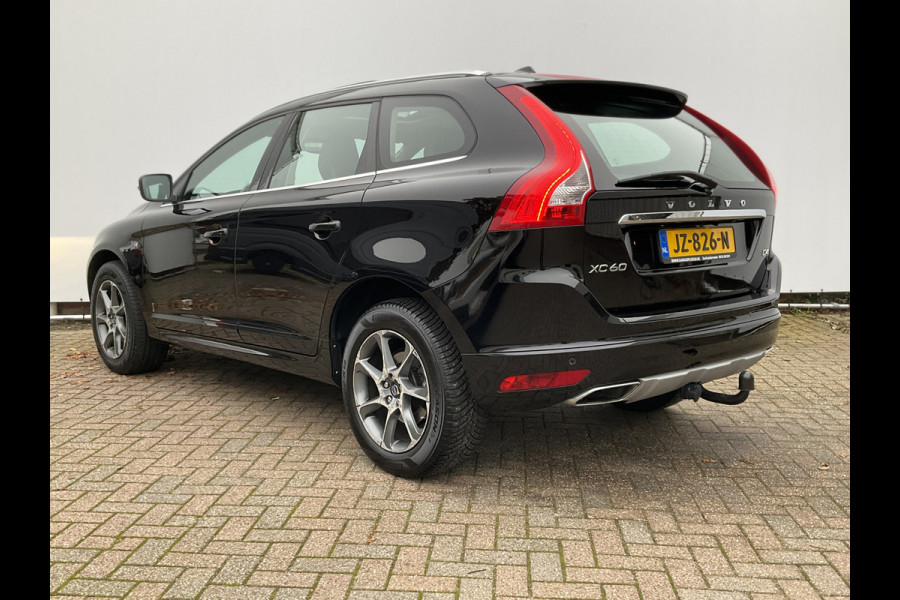 Volvo XC60 2.0 D4 FWD Ocean Race Trekh Pano Leer Sportzetels Xenon Vol!