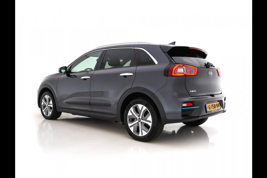 Kia e-Niro ExecutiveLine 64 kWh (INCL-BTW) Aut. *VOLLEDER | JBL-AUDIO | FULL-LED | NAVI-FULLMAP | DAB | ADAPT.CRUISE | CAMERA | MEMORY-PACK | LANE-ASSIST | KEYLESS | DIGI-COCKPIT | SHIFT-PADDLES | COMFORT-SEATS | 17"ALU*