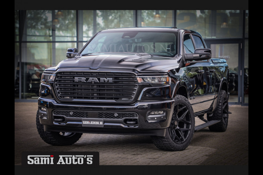 Dodge Ram NIGHT PREMIUM 2025 | BOM VOL + 14.4 INCH SCHERM | LUCHTVERING | HUD | HURRICAN 420PK 636 Nm | PRIJS MET LPG EN COVER EN GARANTIE DUBBELE CABINE | PICK UP | 5 PERSOONS | DC | GRIJSKENTEKEN | VOORRAAD NR 2214 - 4963