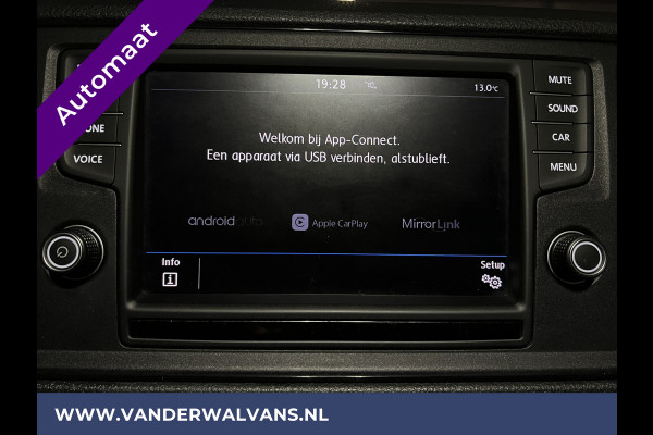 Volkswagen Crafter 2.0 TDI 177pk Automaat L3H3 L2H2 Euro6 Airco | LED | Camera | Trekhaak | Apple Carplay | Android Auto Cruisecontrol, Parkeersensoren, Chauffeursstoel, Bijrijdersbank